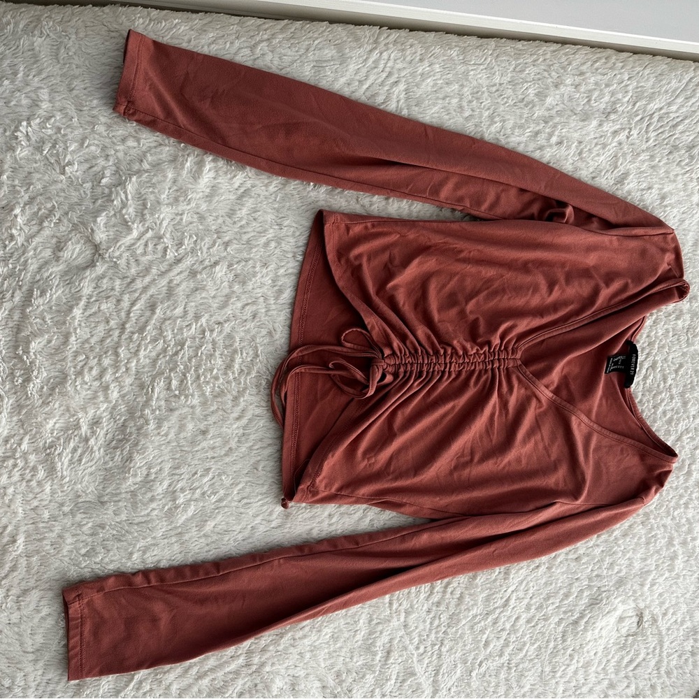 forever 21 ruched cropped long sleeve